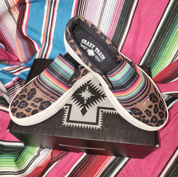 Crazy Train size 9 slip on Leopard Serape 🐆 NWB - Picture 2 of 2